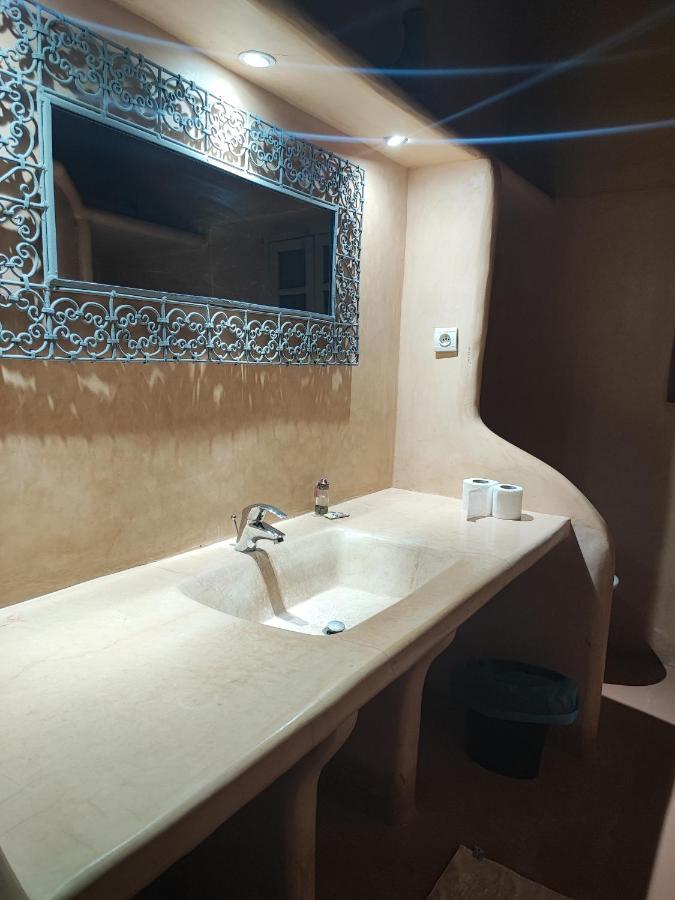 Hote Sahara & Spa Tadighoust Hotel El Hara Bagian luar foto